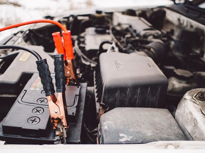 signs of a bad car battery vs alternator